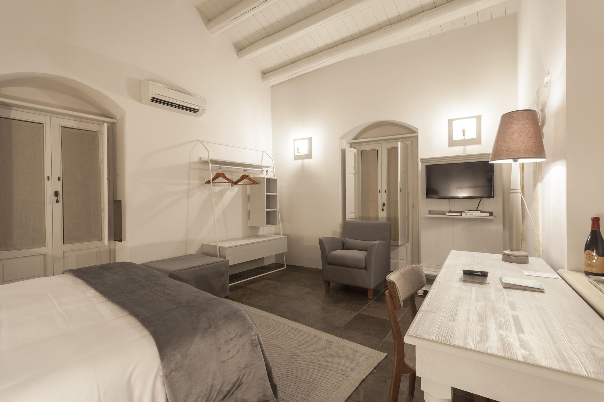 Locanda Don Serafino Historical Boutique Hotel Ragusa Exterior photo